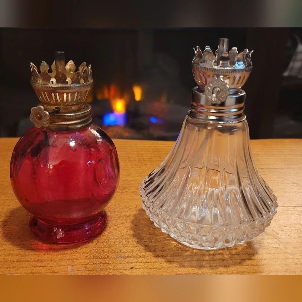 Lamplight Farms Clear Glass Mini Oil Kerosene Light no top + Hong Kong pink lamp
